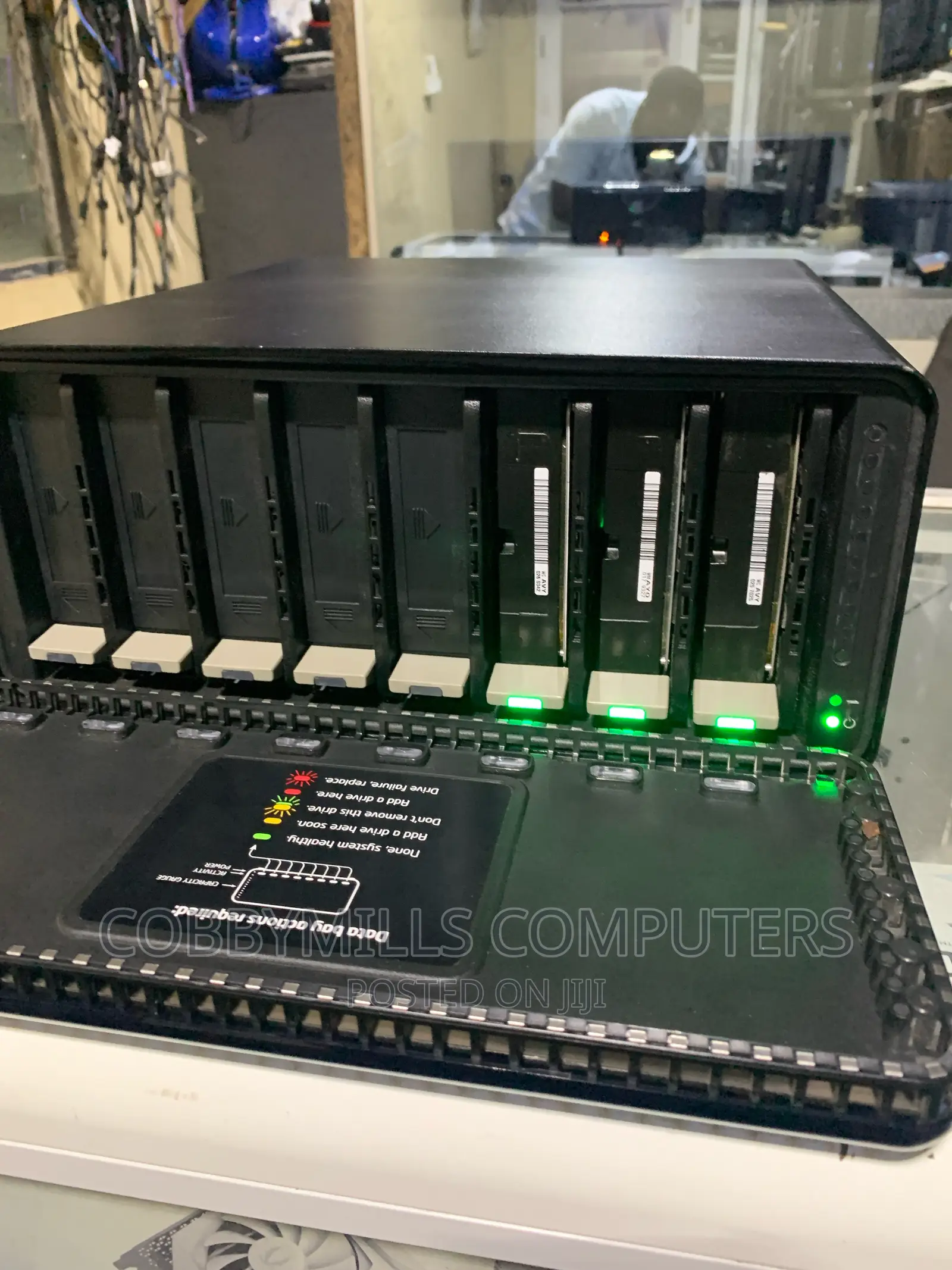 4tb Drobo 8-Bay NAS Network Storage Disk Station