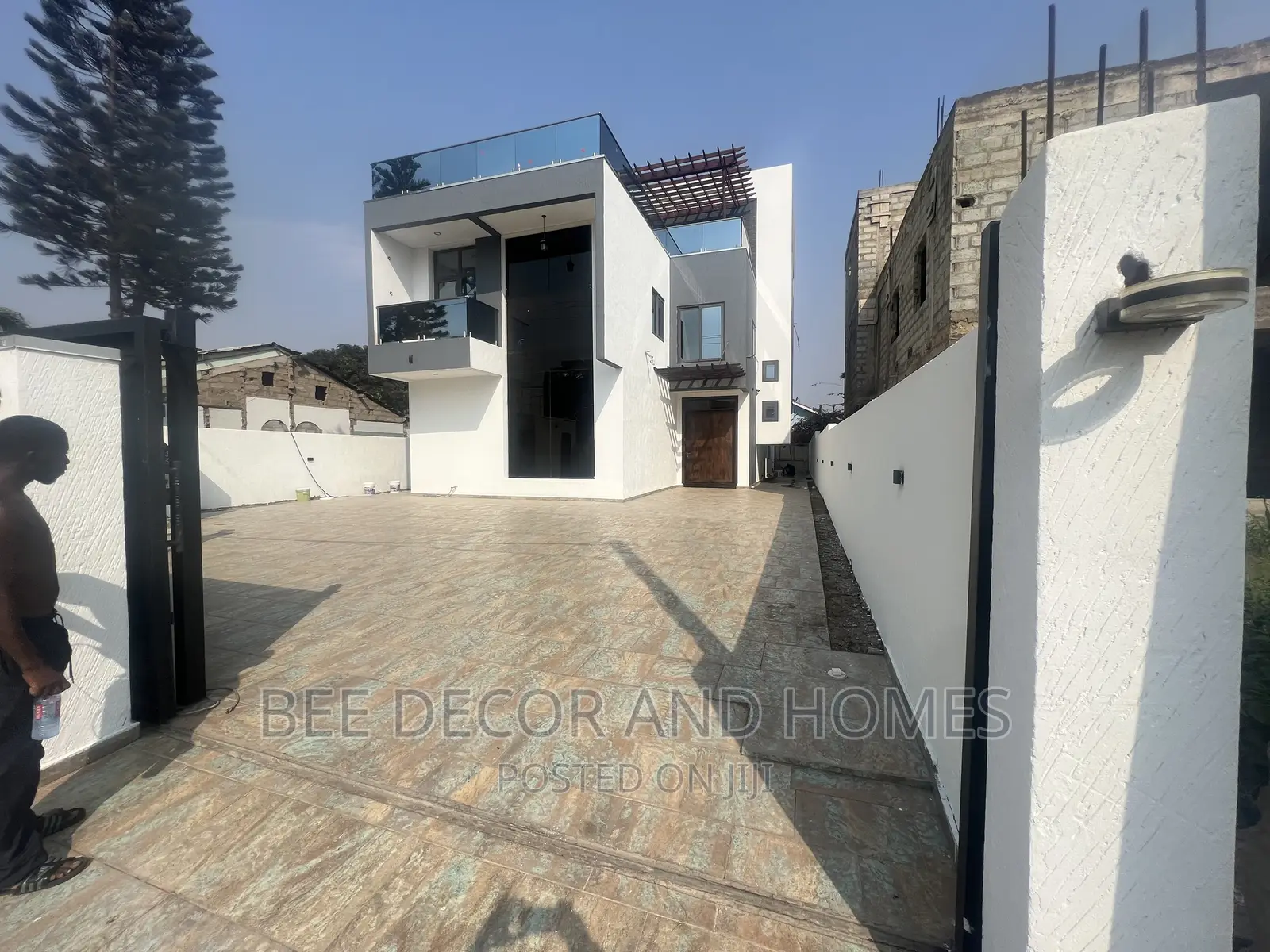 Furnished 5bdrm Mansion in Bee Decor& Home’S, East Legon for sale
