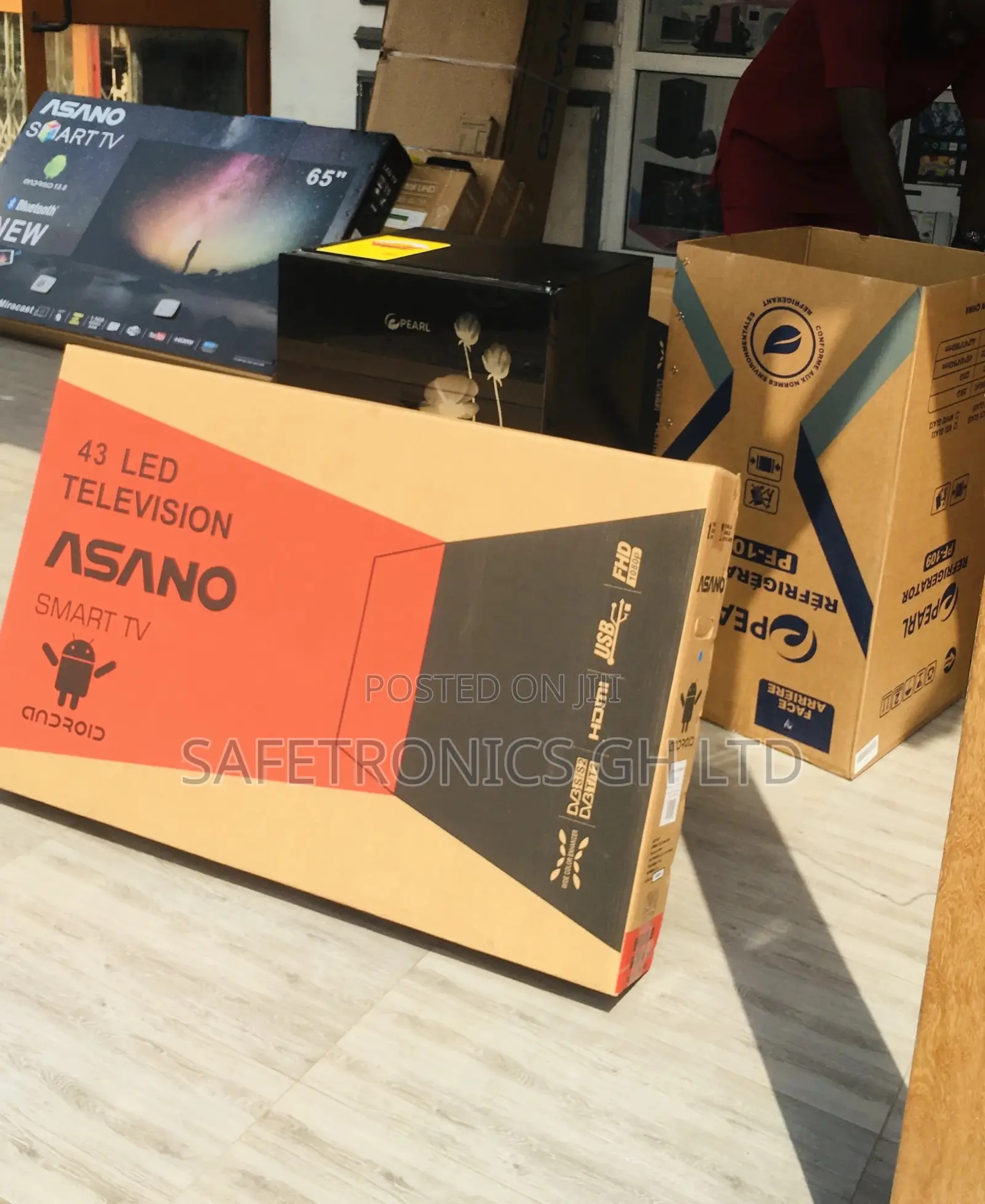 Glossy Black Electric Smart 43 Inches Electric Asano Tv
