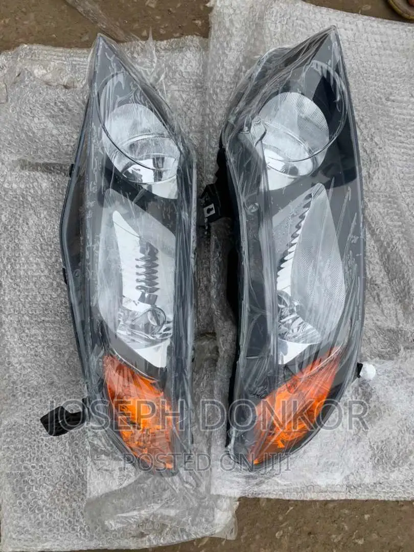 Civic 2007,2008,2009,2010 Headlight Pair
