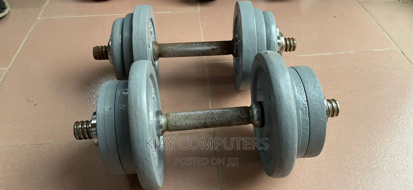2pcs of 10 Kg Each Carbon Steel Dumbbells