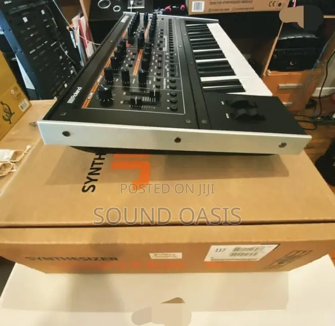 Roland Keyboard Synthesizer (JUPITER-XM)