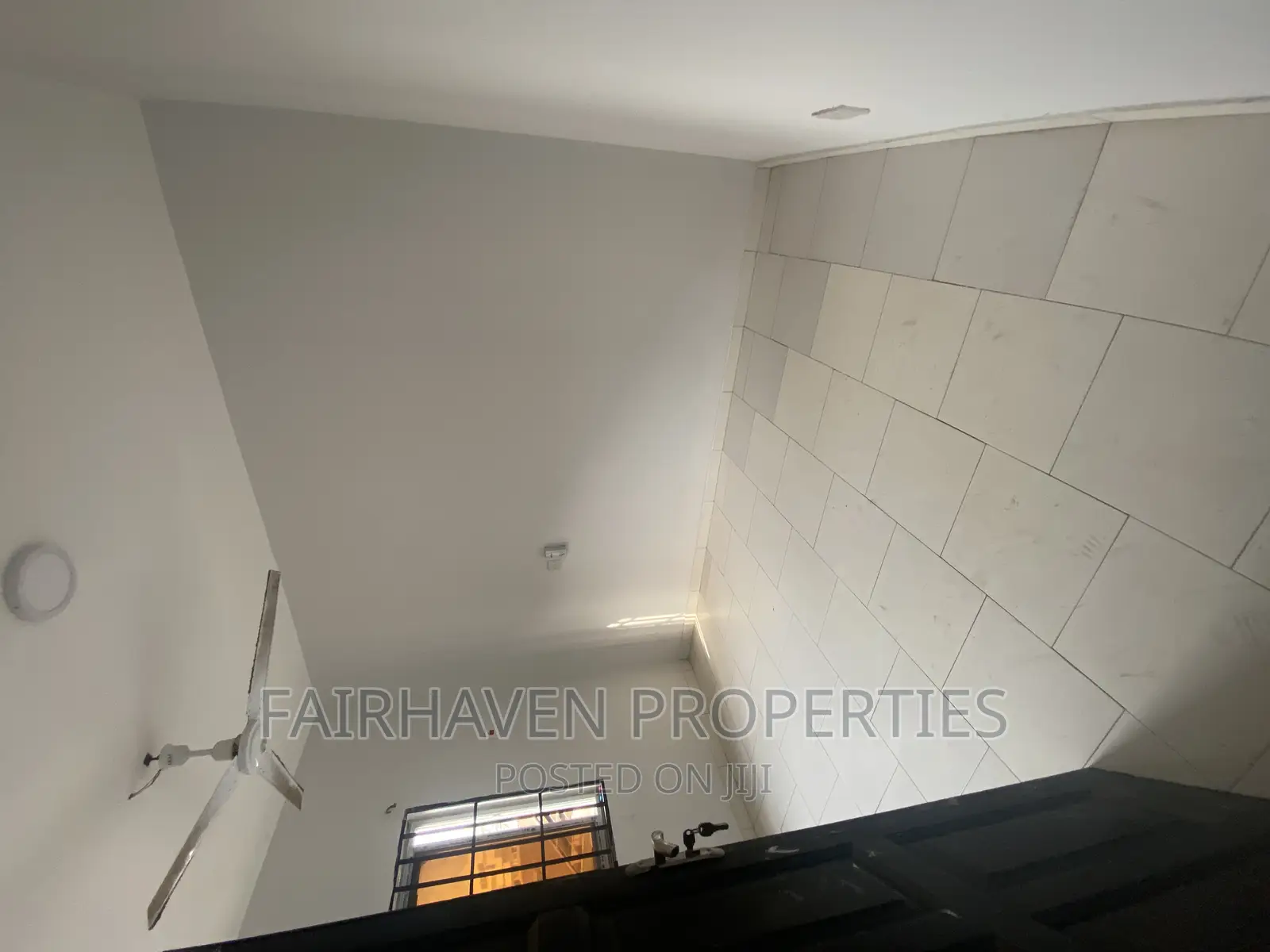 2bdrm Apartment in Tseaddo, Teshie for rent