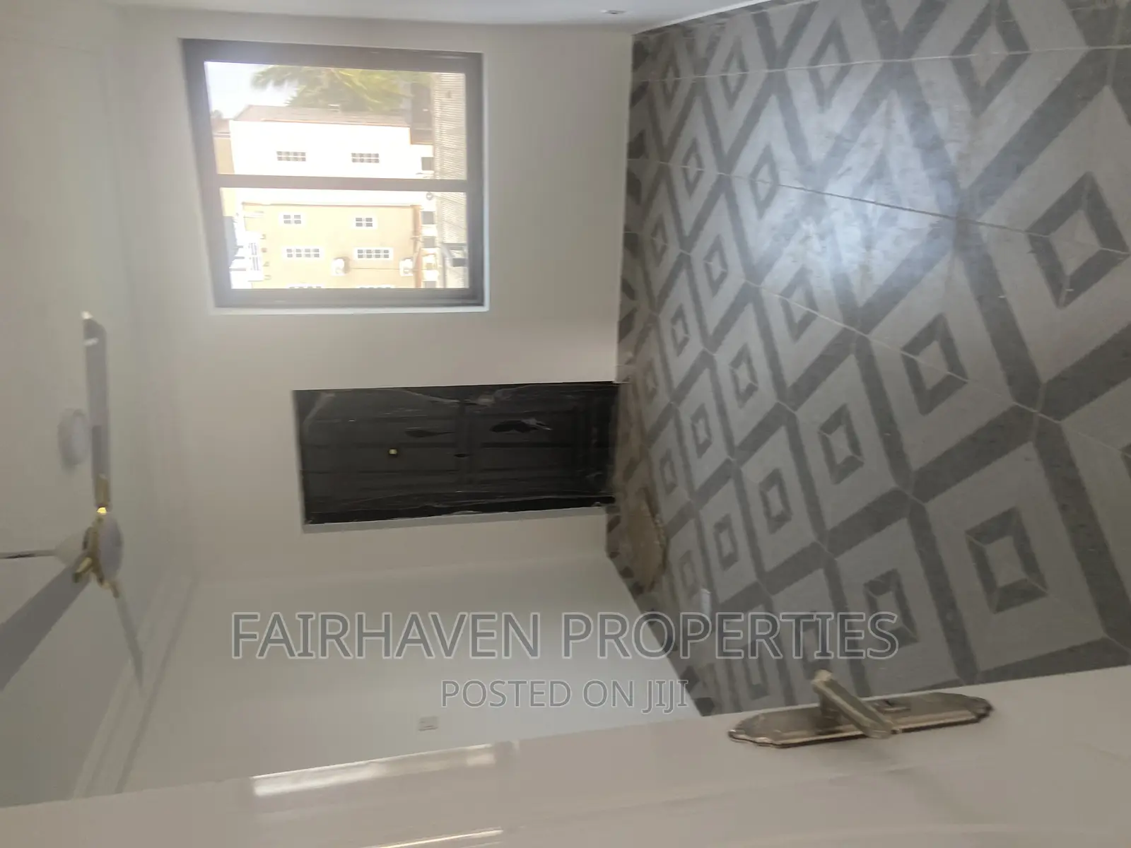 1bdrm Apartment in Tseaddo, Airport Residential Area for rent