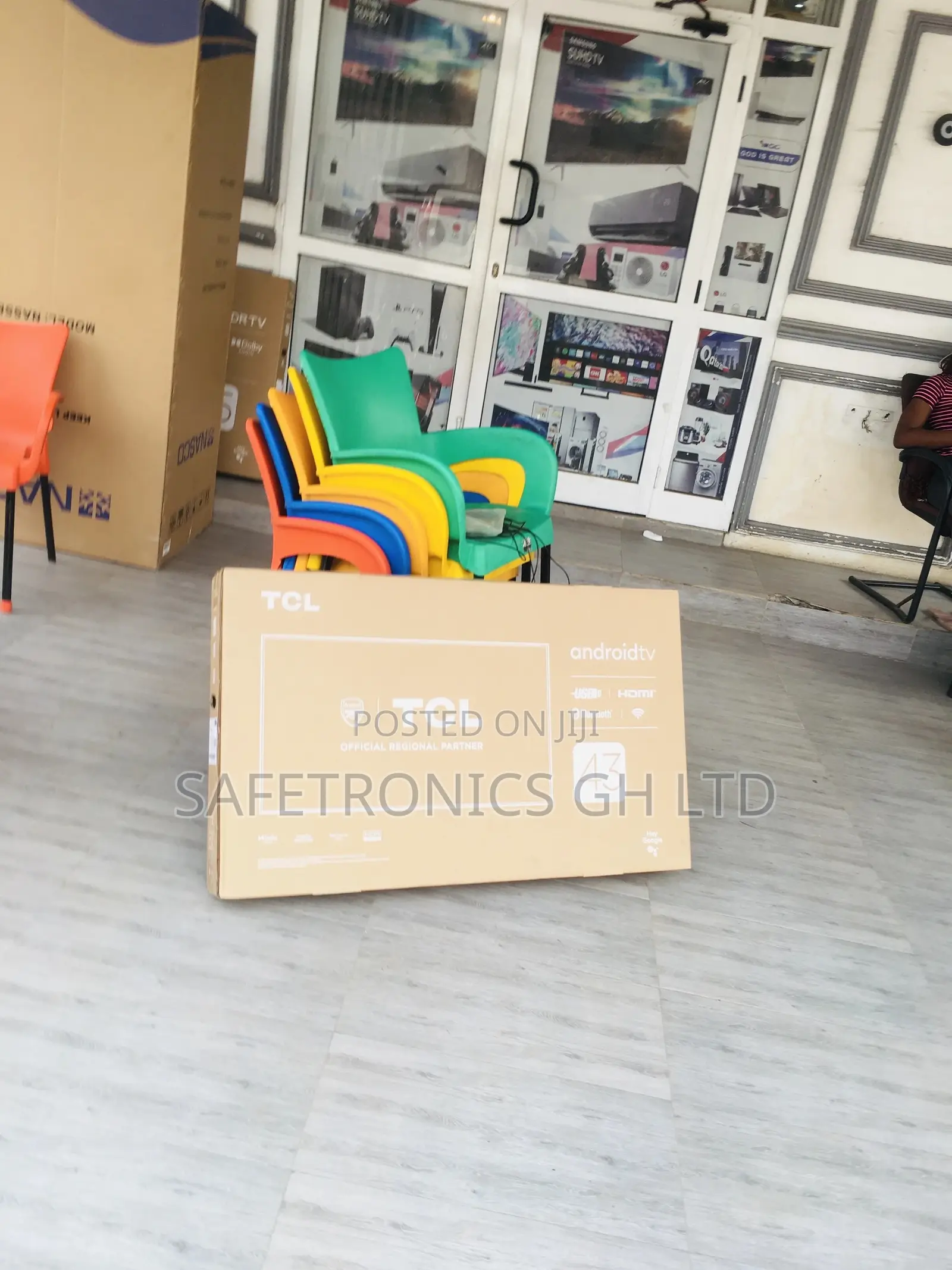 Electric 43 Inches Glossy LED TCL HDR Smart Black S5400A