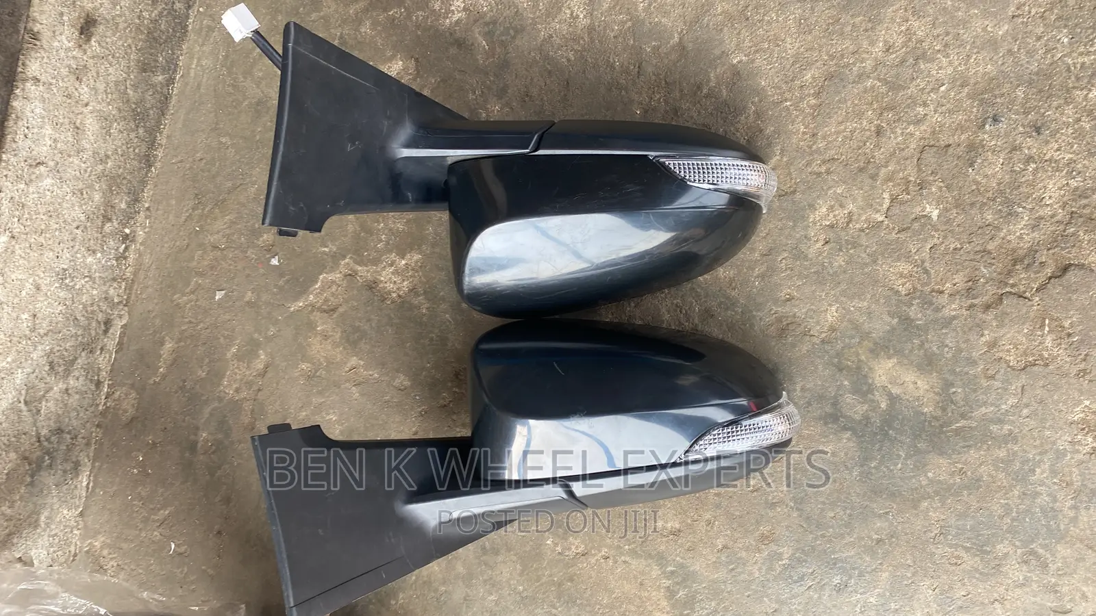 Side Mirror Toyota Yaris/Vitz 2012 With Light