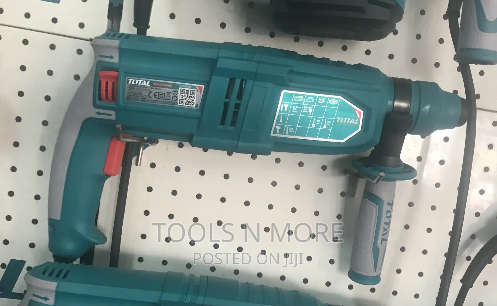 TOTAL Rotary Hammer 800W