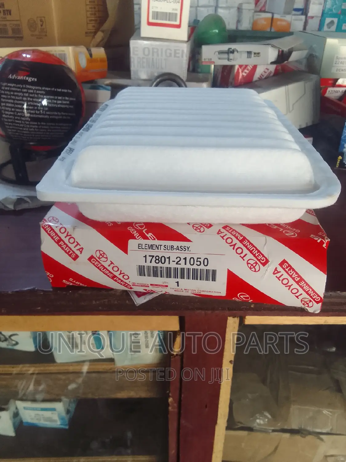 Toyota 17801-21050 Air Filter