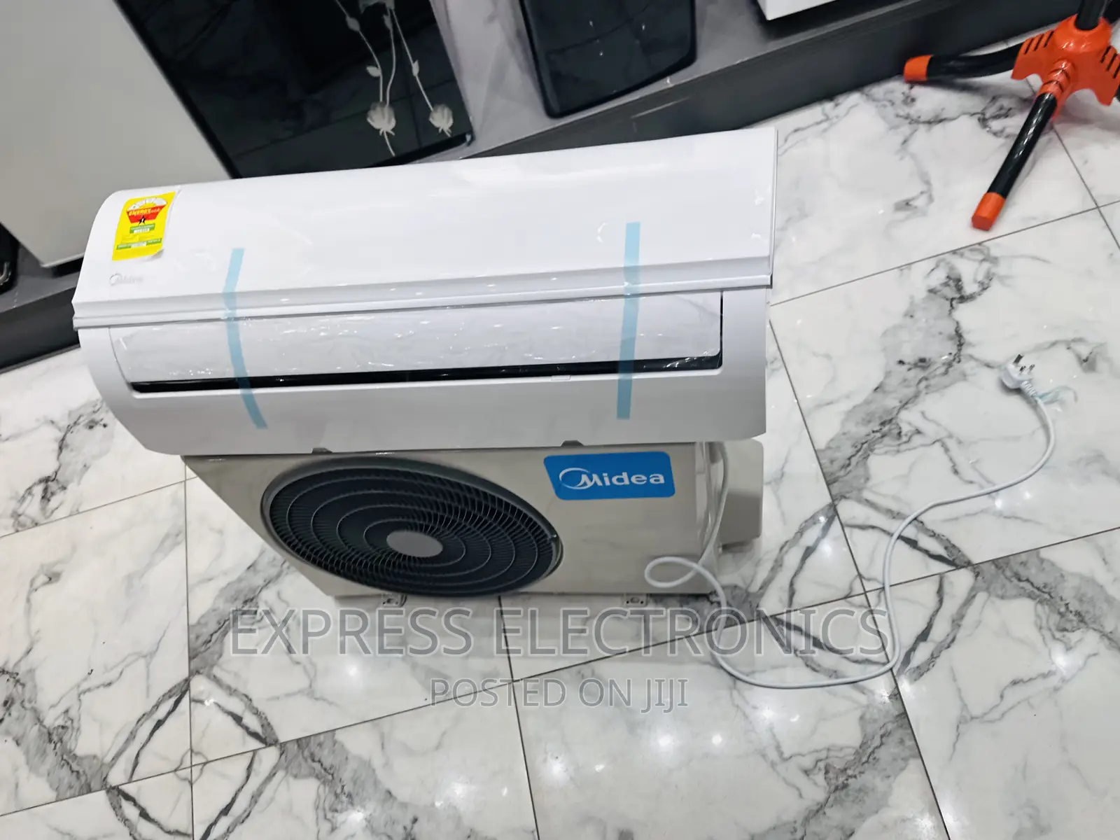 Bettet and Authentic Midea Split R410 Gas 1.5hp