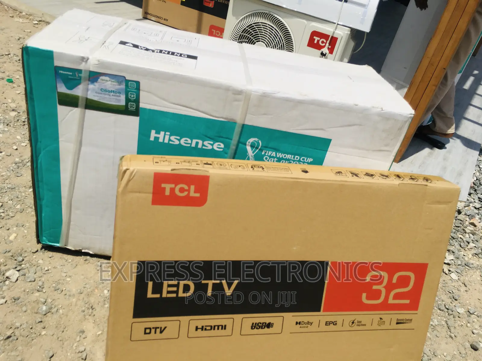 Grab a Deal on 32D3200 TCL FHD Satellite Digital