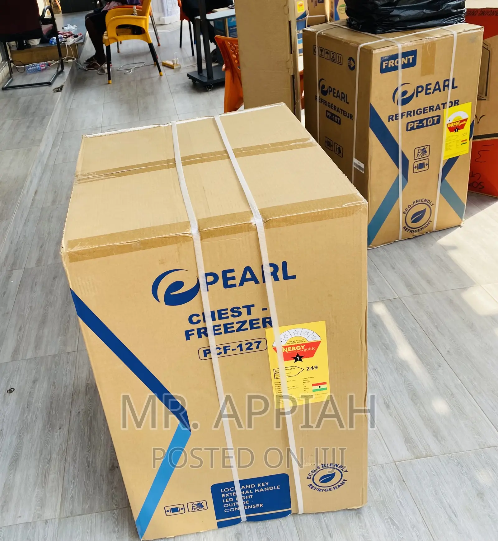 Purchase Affordable Pearl 1 Door Electric Freezer(PCF-127).
