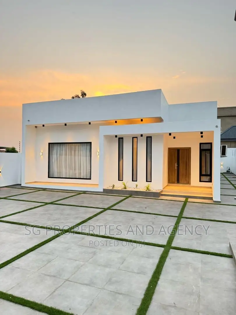 3bdrm House in East Legon Hills for sale