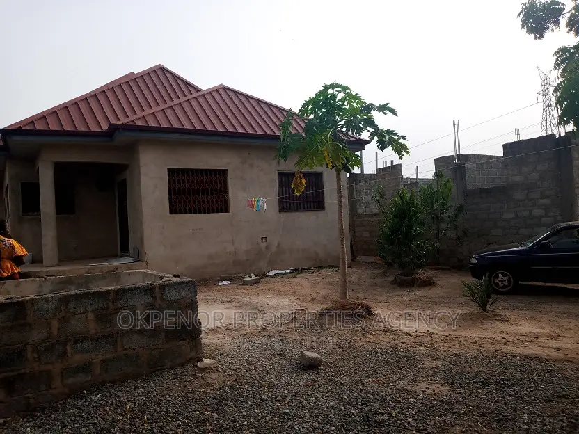 3bdrm House in Com25 Annex, Tema Metropolitan for sale