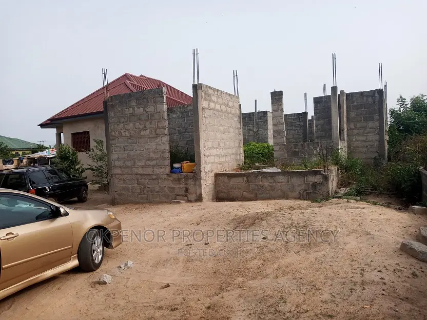 3bdrm House in Com25 Annex, Tema Metropolitan for sale