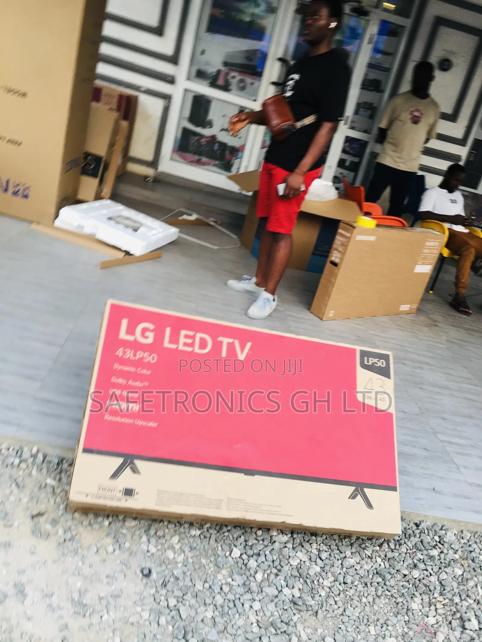 Electric Glossy LED UHD LG LP50 Black Smart 43 Inches Tv