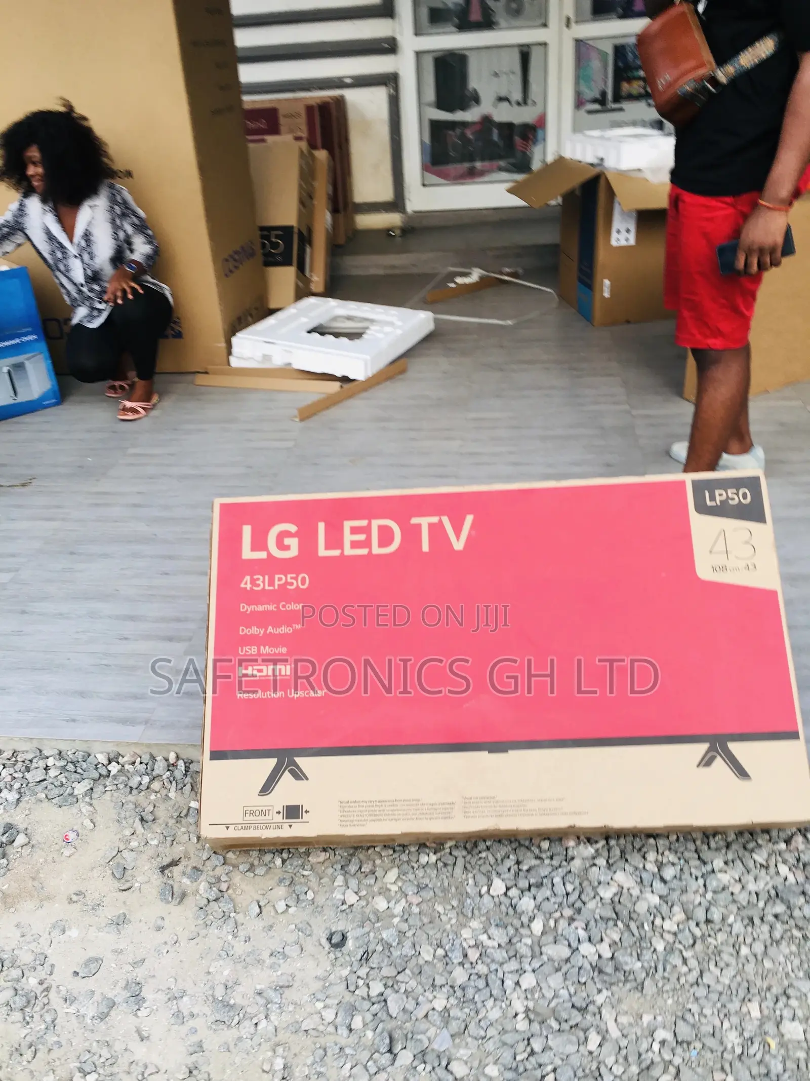 Glossy Black Smart Electric LP50 UHD LG 43 Inches UHD Tv