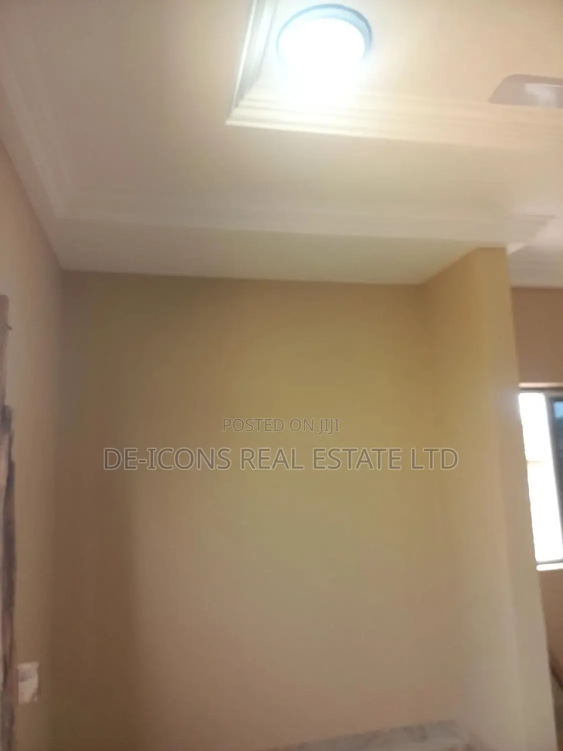 2bdrm Duplex in De-Icons Real Estate, Awutu Senya East Municipal