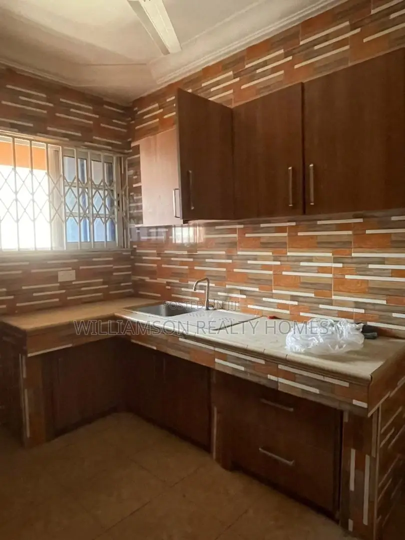 2bdrm Apartment in Community 18 Area, Spintex for rent