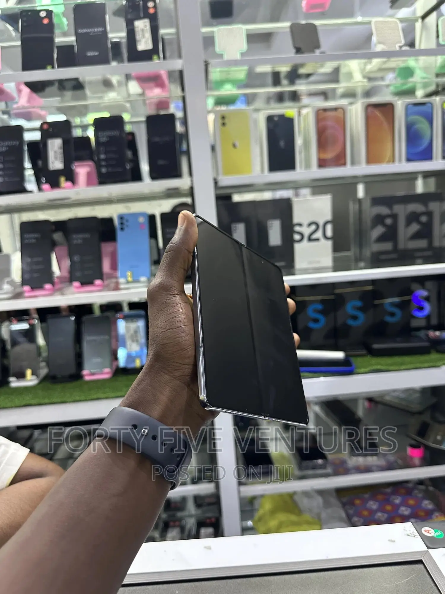 New Samsung Galaxy Z Fold 3 256 GB Black