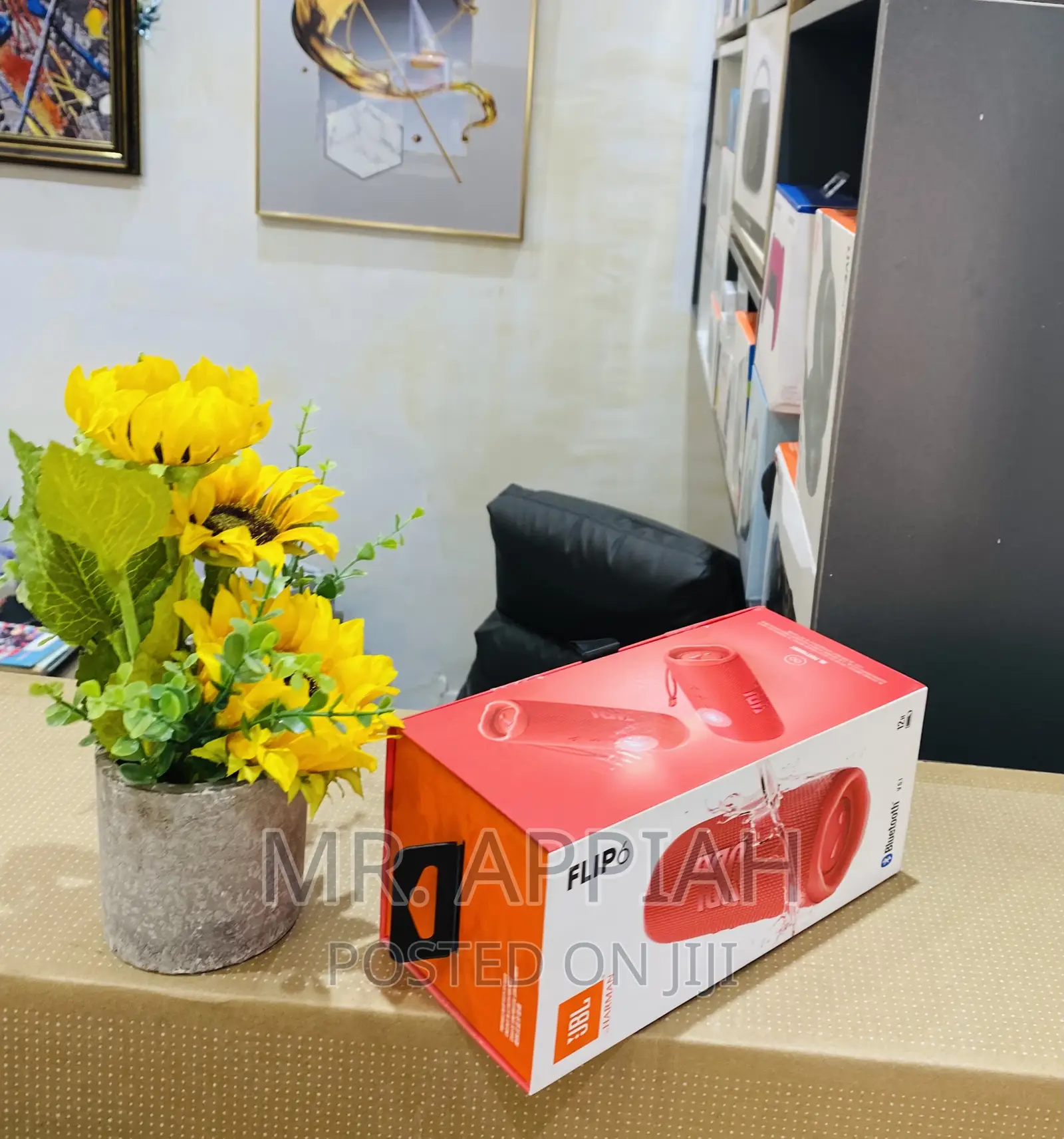 Buy Classic JBL Flip 6 Portable Bluetooth Speaker,Red.