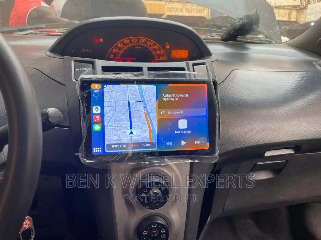 Toyota Vitz Carplay Android Screen 2006-10
