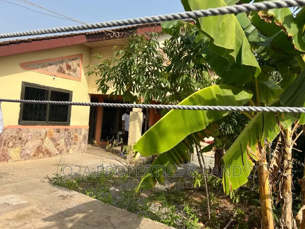 5bdrm House in Sharp Curve for sale