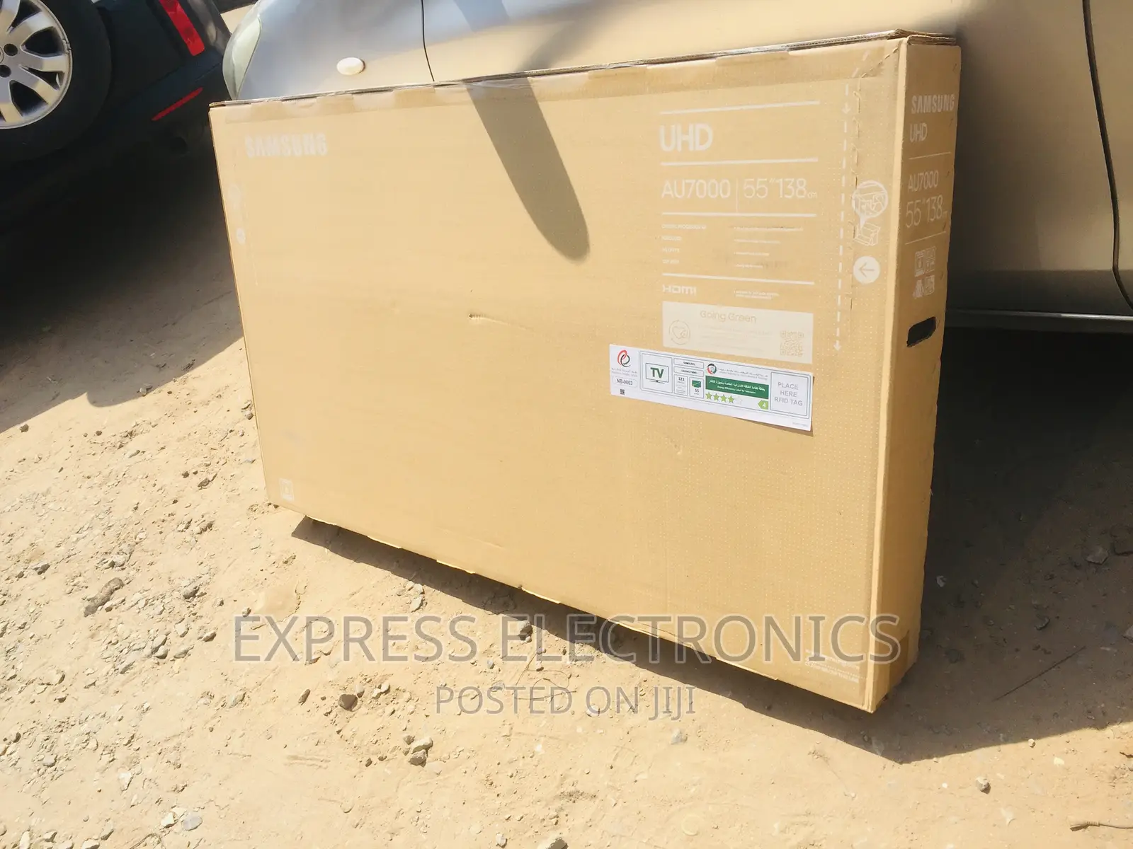 Mesmeric Sleek Display UHD Smart 55”Au7022 Samsung