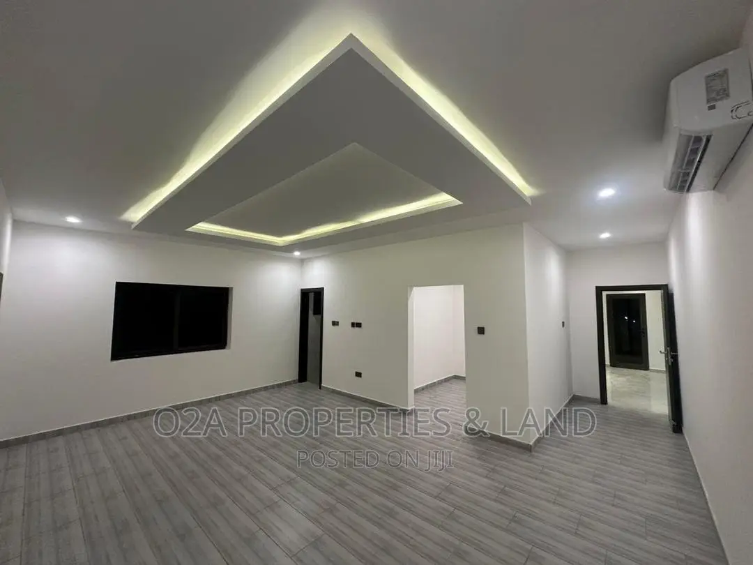 5bdrm House in A&C Mall Area for sale