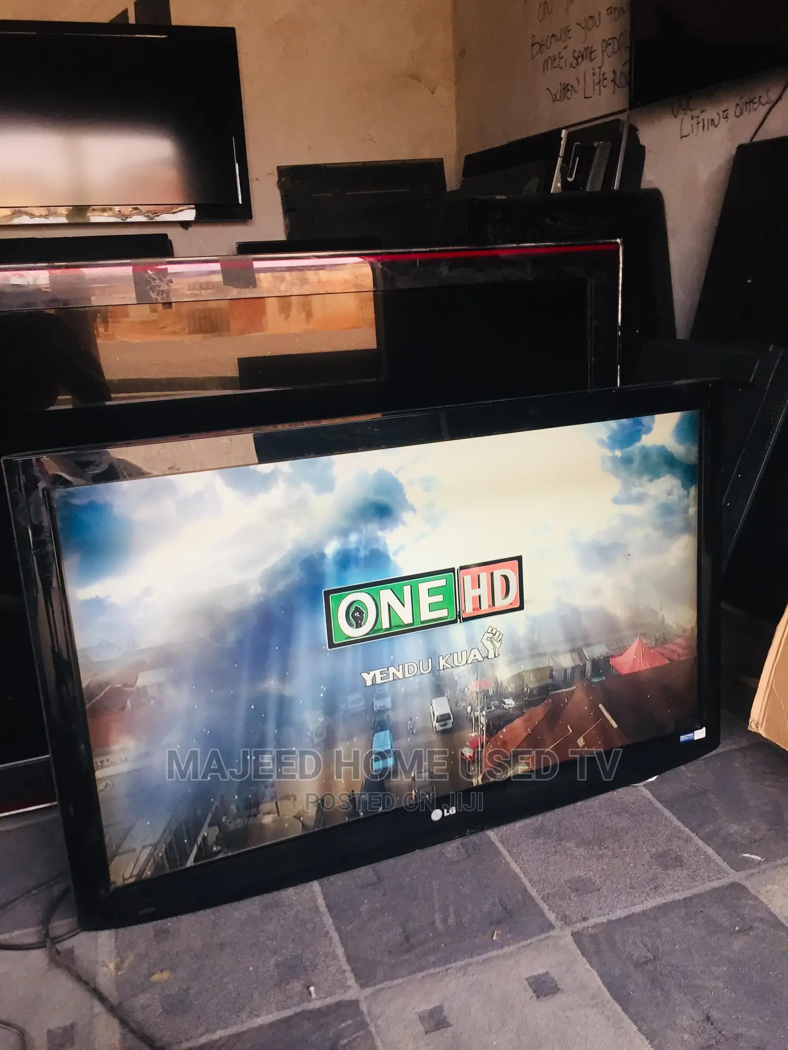 42 Inches Slim LG LCD Digital TV
