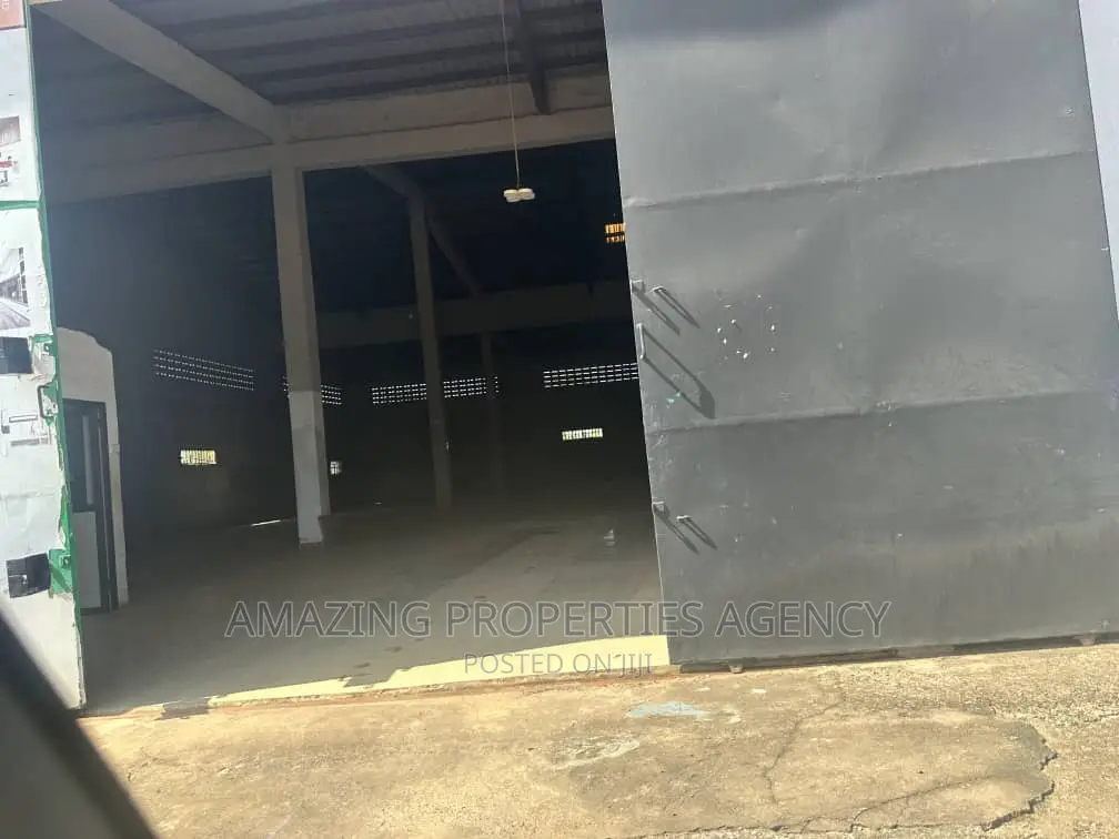 500sqm Warehouse for Rent at Spintex