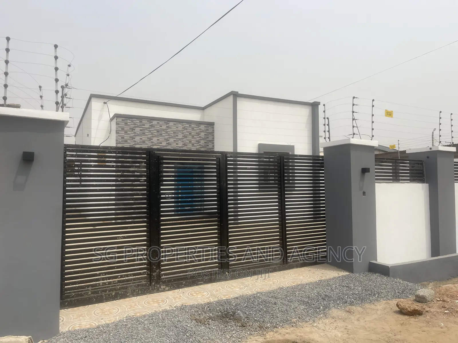 2bdrm House in Spintex Community 18 for sale