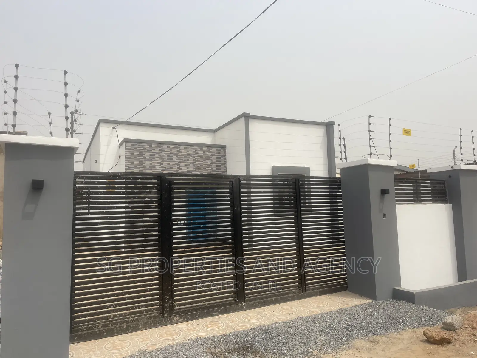 2bdrm House in Spintex Community 18 for sale