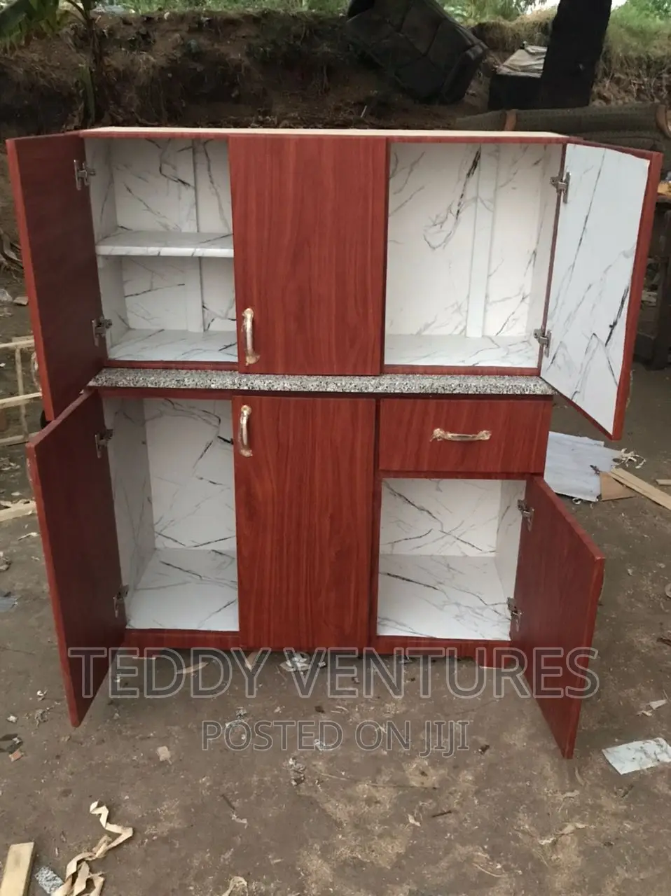Quality Kitchen Cabinets Top N;Down( Payment After Delivery)