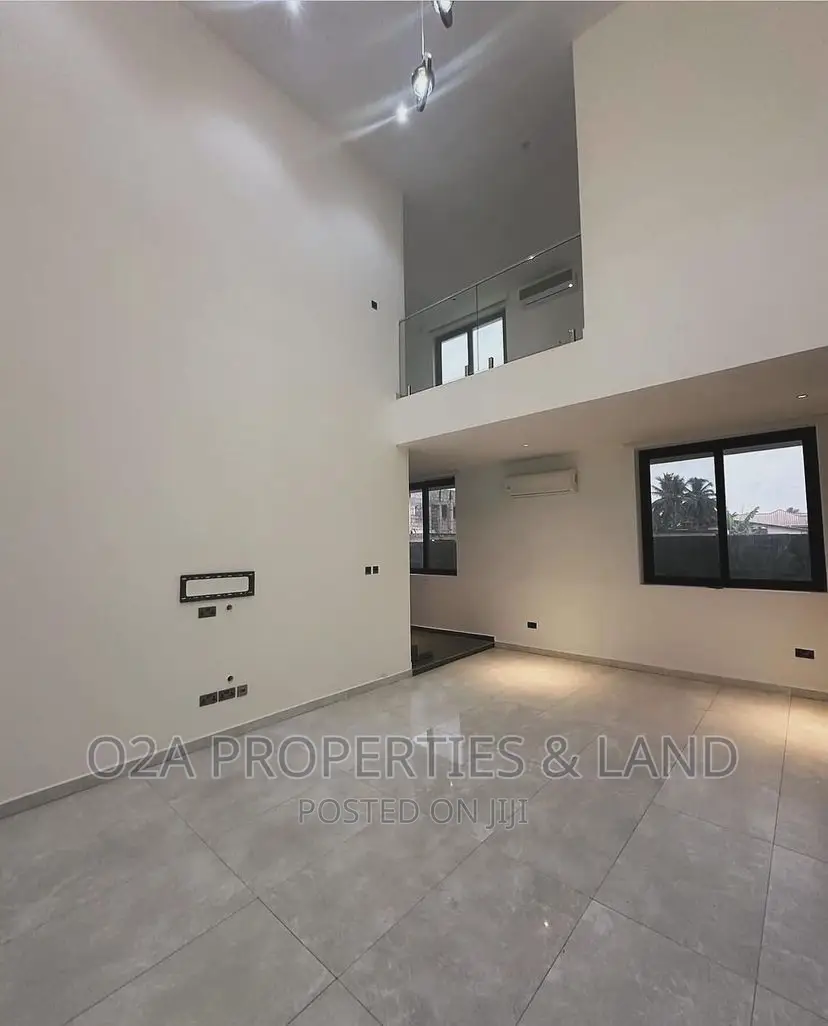 3bdrm House in School Junction for rent