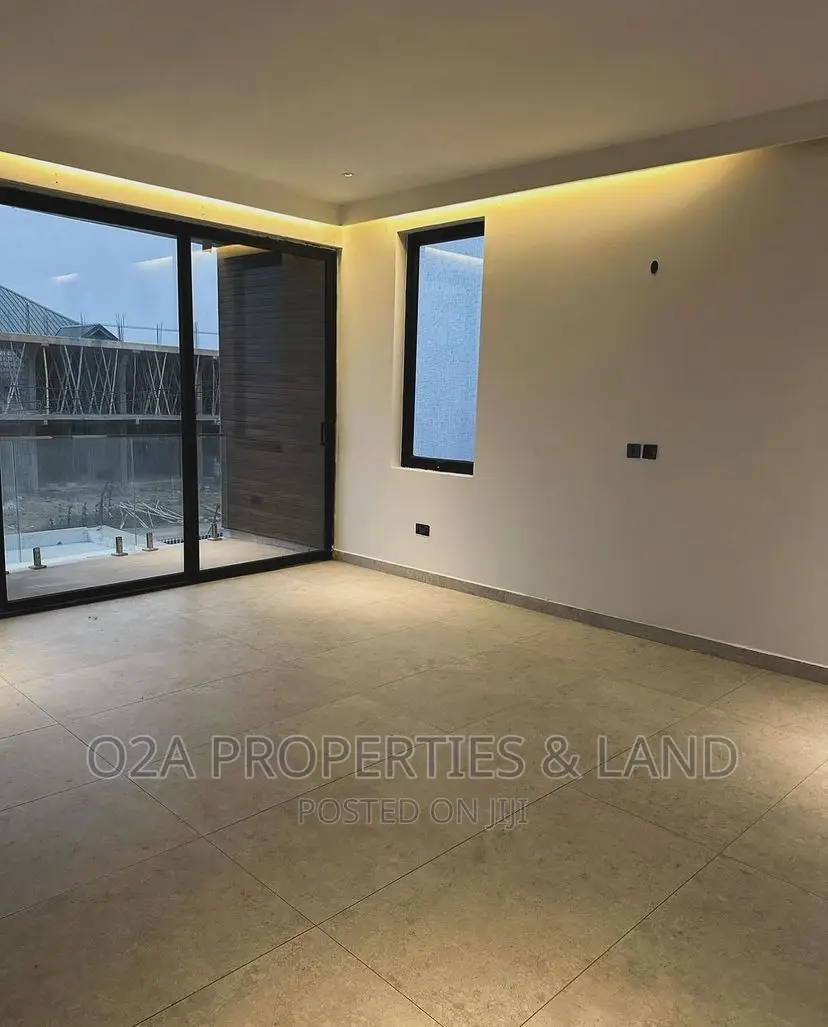 3bdrm House in School Junction for rent