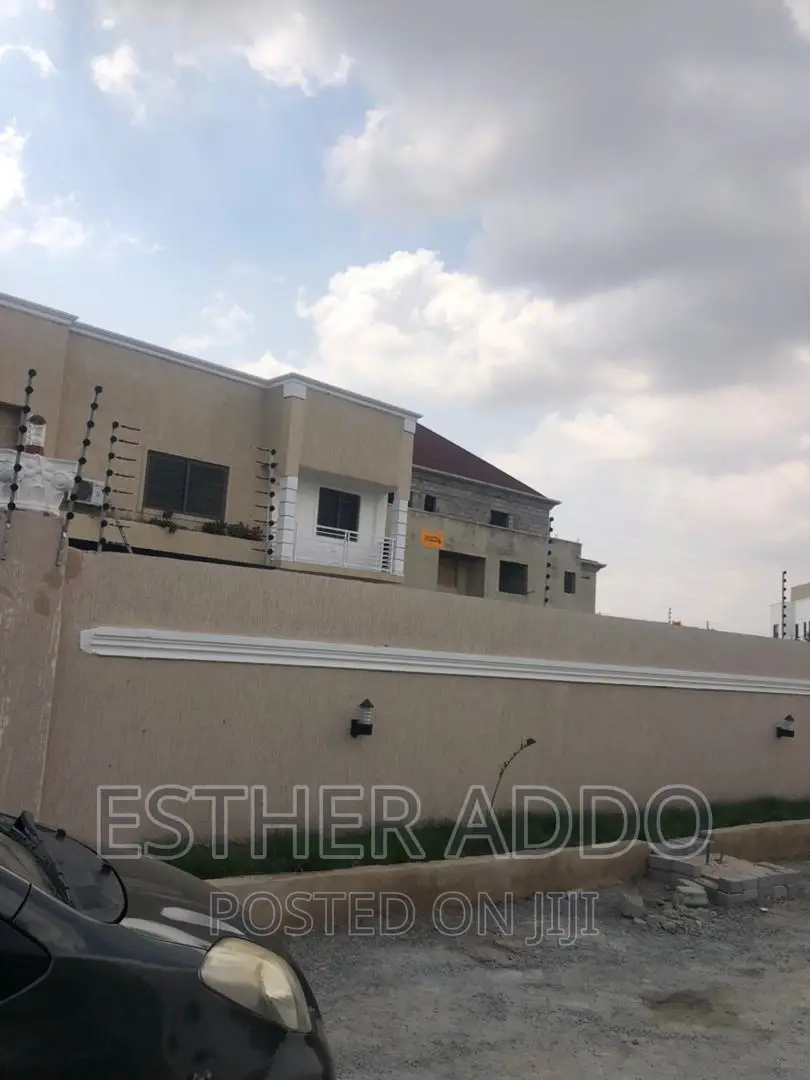 2bdrm Apartment in Ashaley Botwe for rent