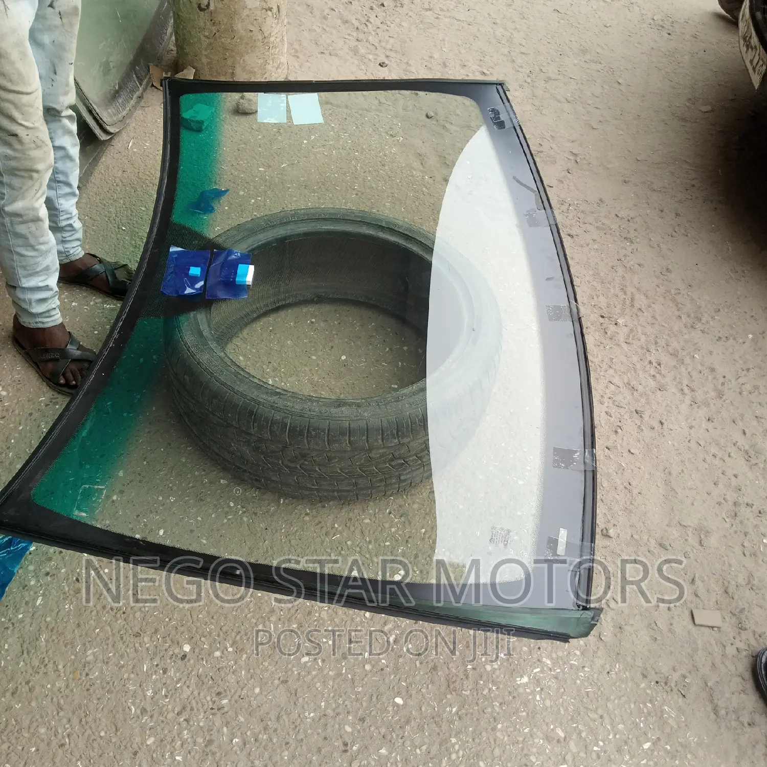 Mercedes Benz Gl 450 2010 Front Windscreen Sensor Type