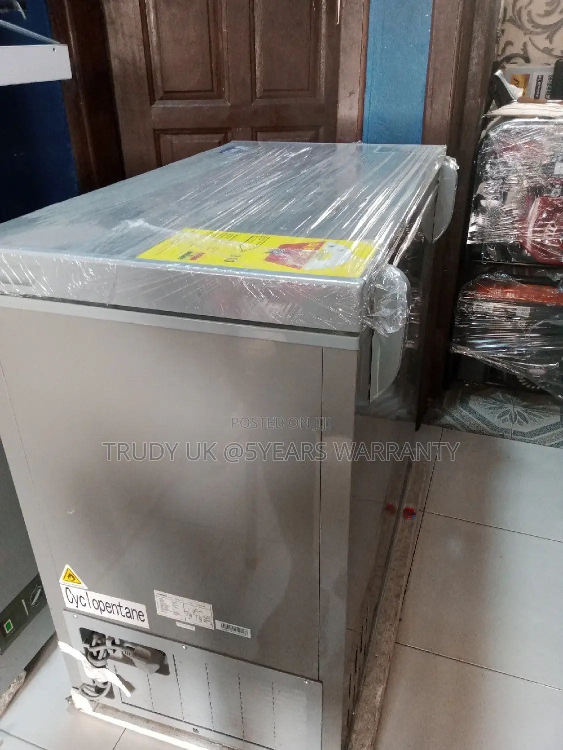 Chest Freezer Brand New Freezer 200L Asano