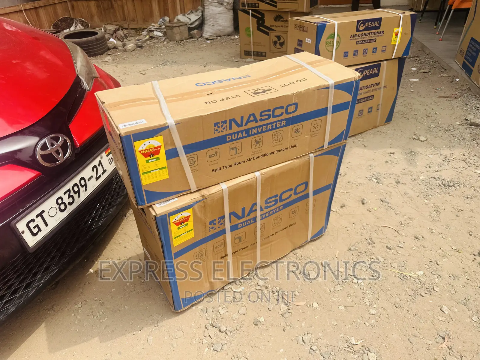 Nasco 1.5hp Split R410 Gas Beautiful White