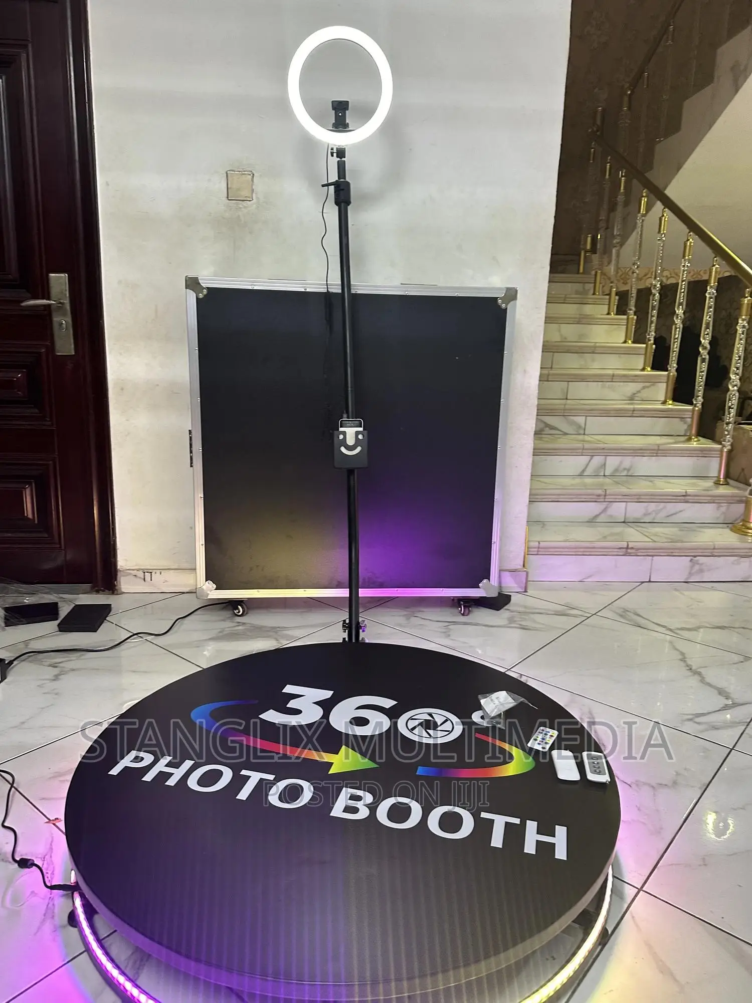 Led 360 Phone Booth With Feee Spraying Gun