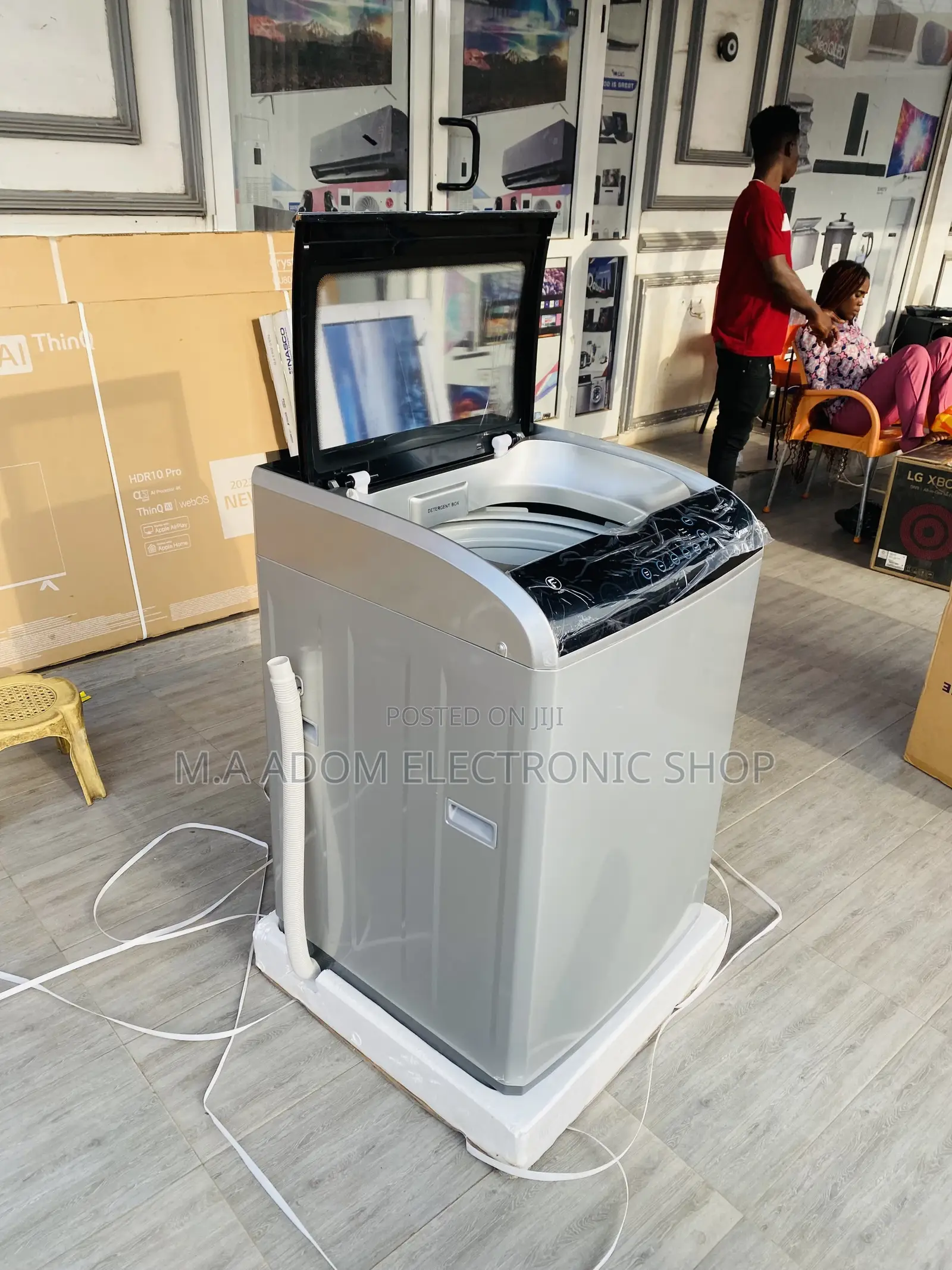 Classic Design Pearl PWM12TM28 12kg Washing Machine.