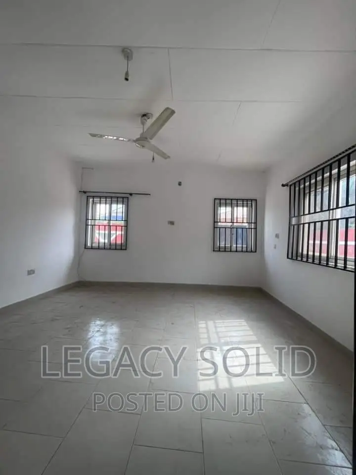 3bdrm House in Legacy Solid Real, Baatsona Total for rent