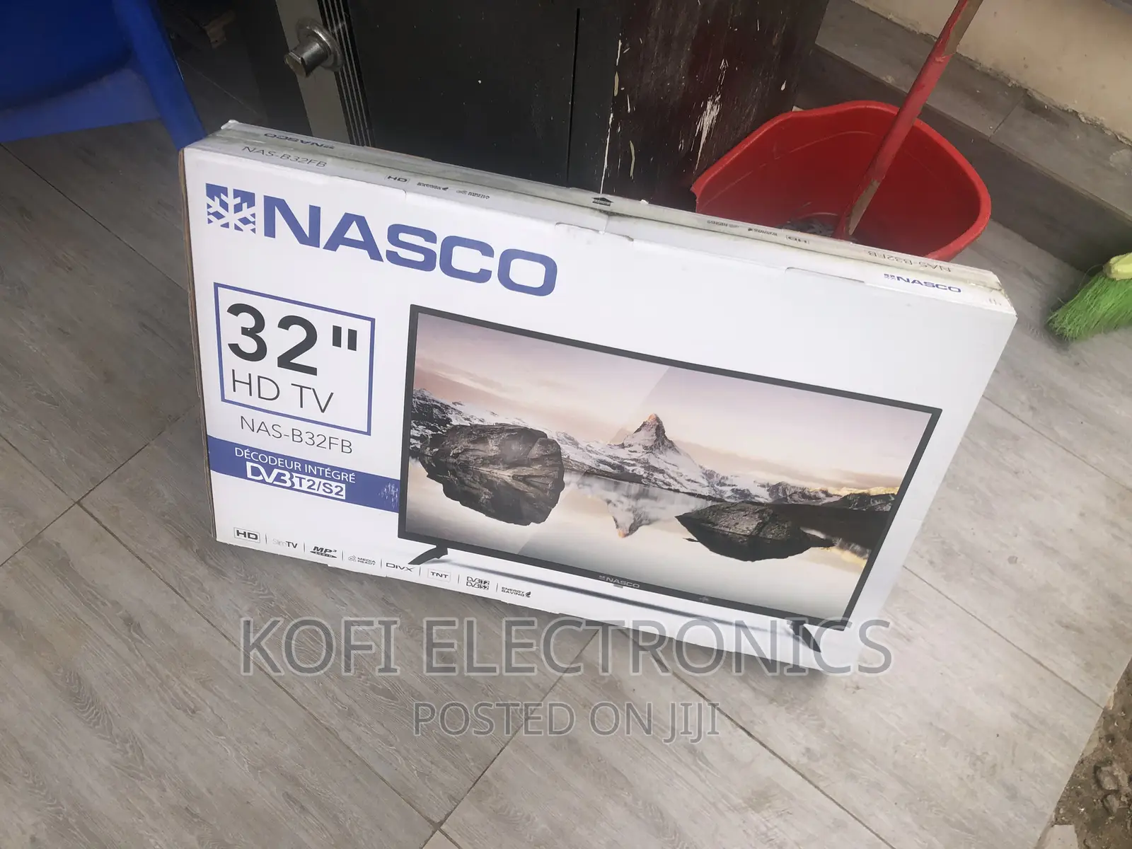 Frameless Design Nasco Digital Satellite TV – 32′′ Black