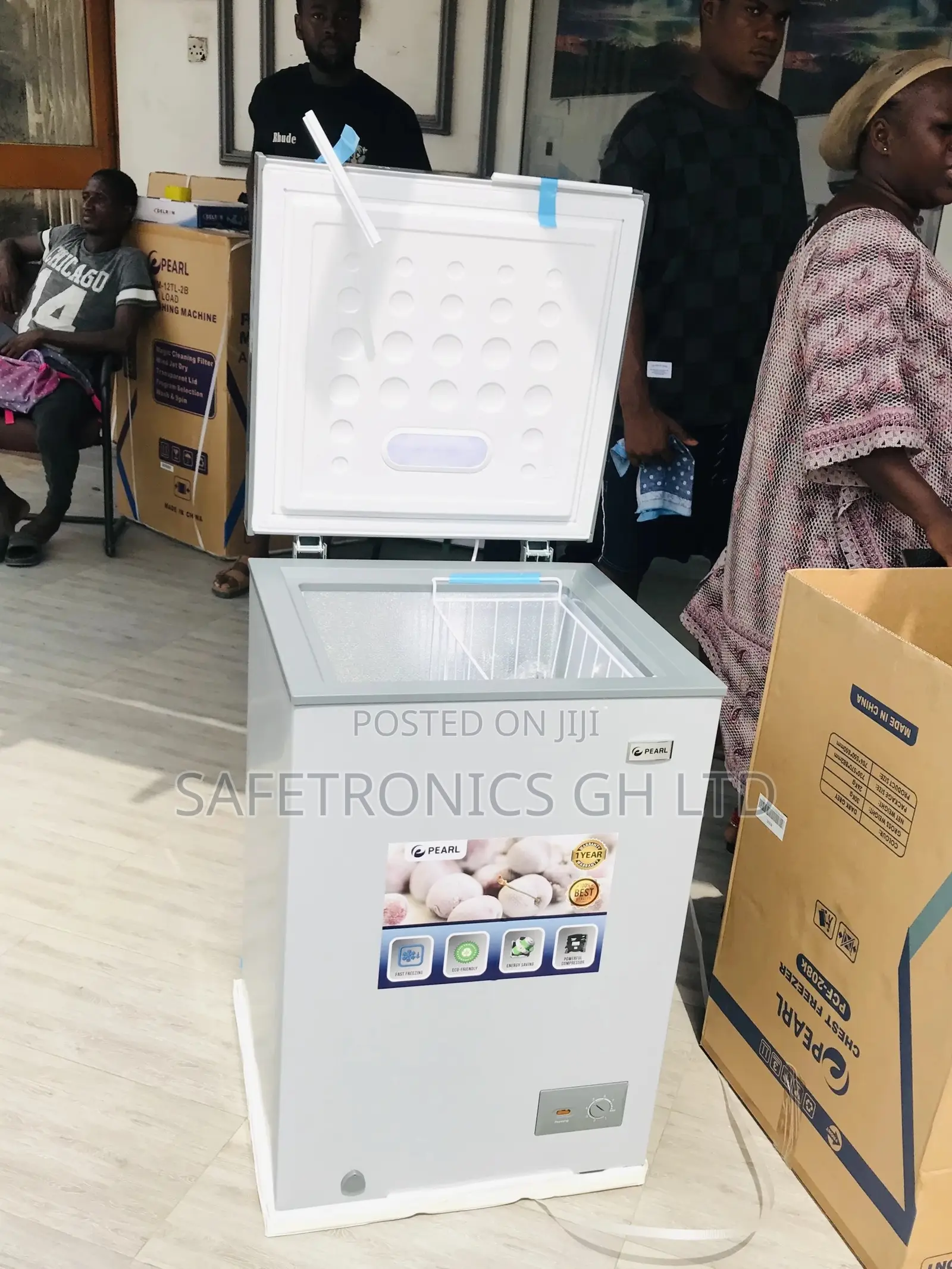 Singledoor Pearl Electric PCF-127 100 Liters Chestfreezer
