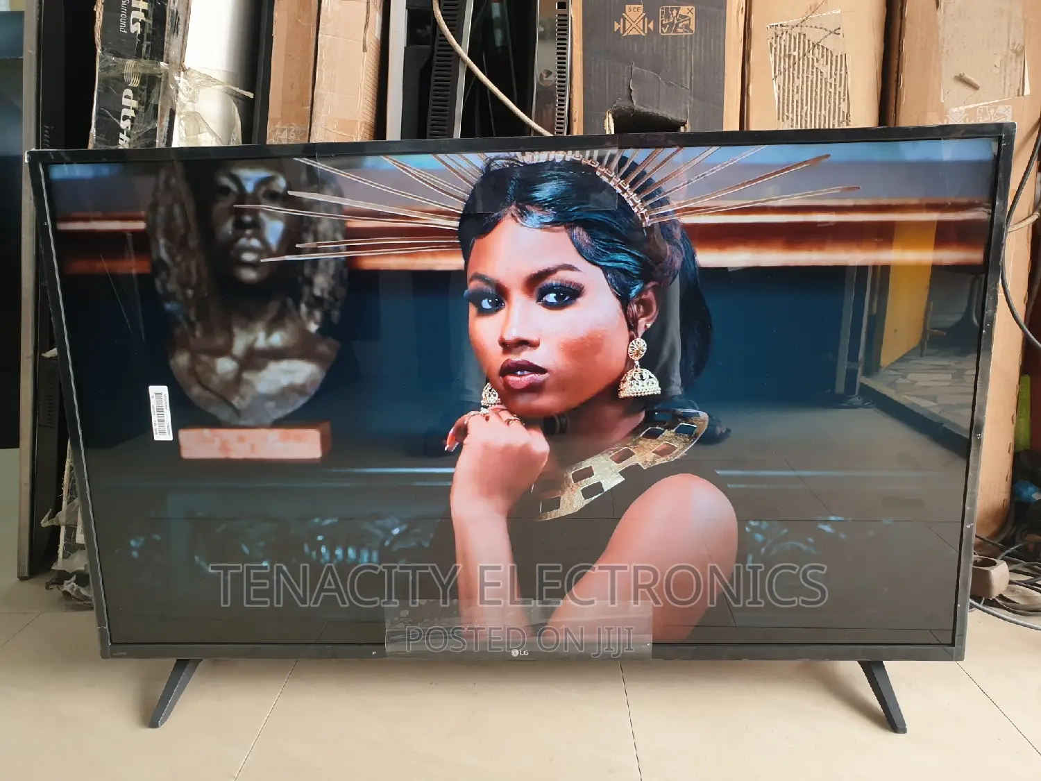 43/Lg 2022 Uhd/HDR Smart Satellite Tv