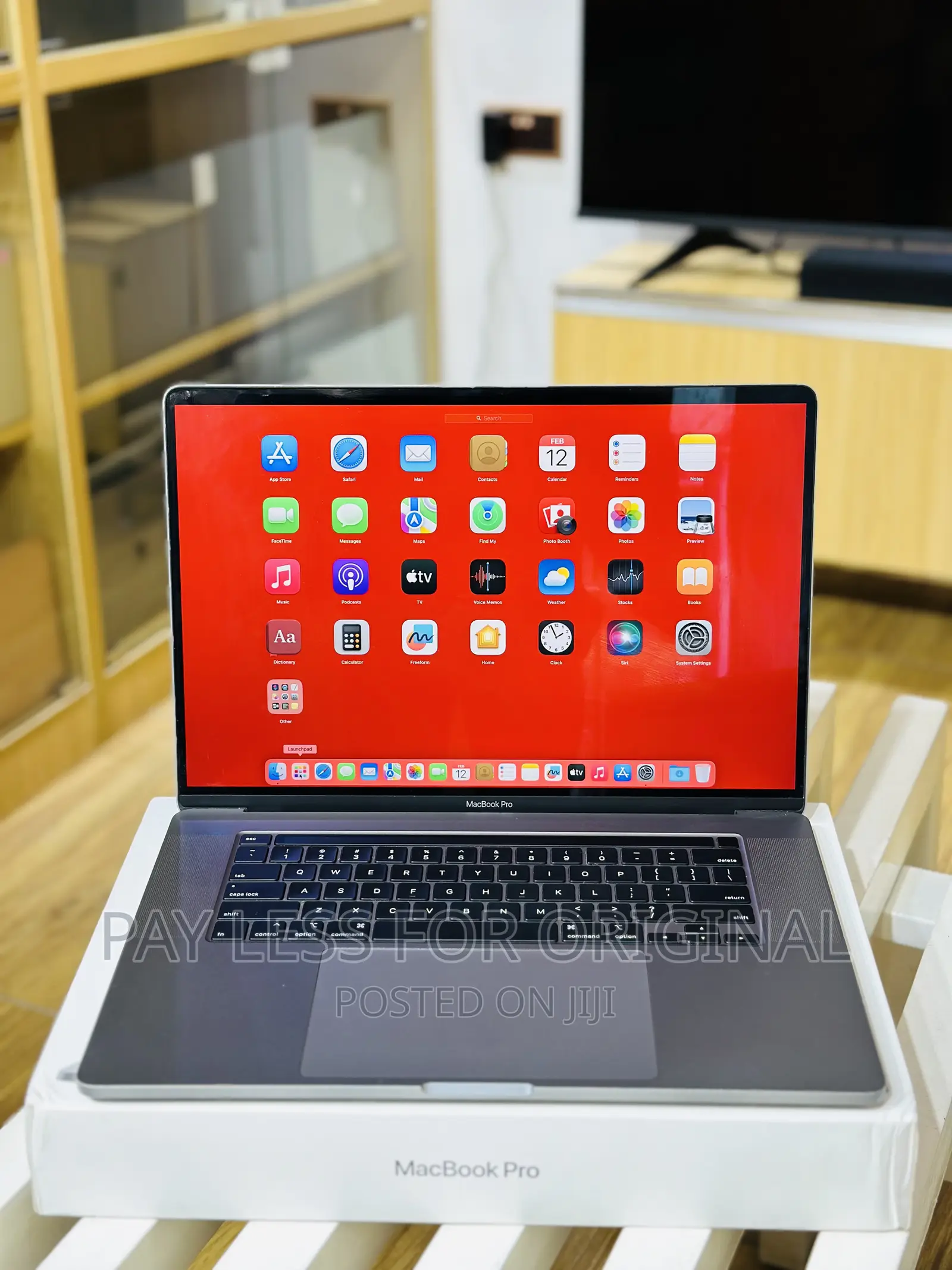 Laptop Apple MacBook Pro 2019 4GB Intel Core i9 SSD 1T