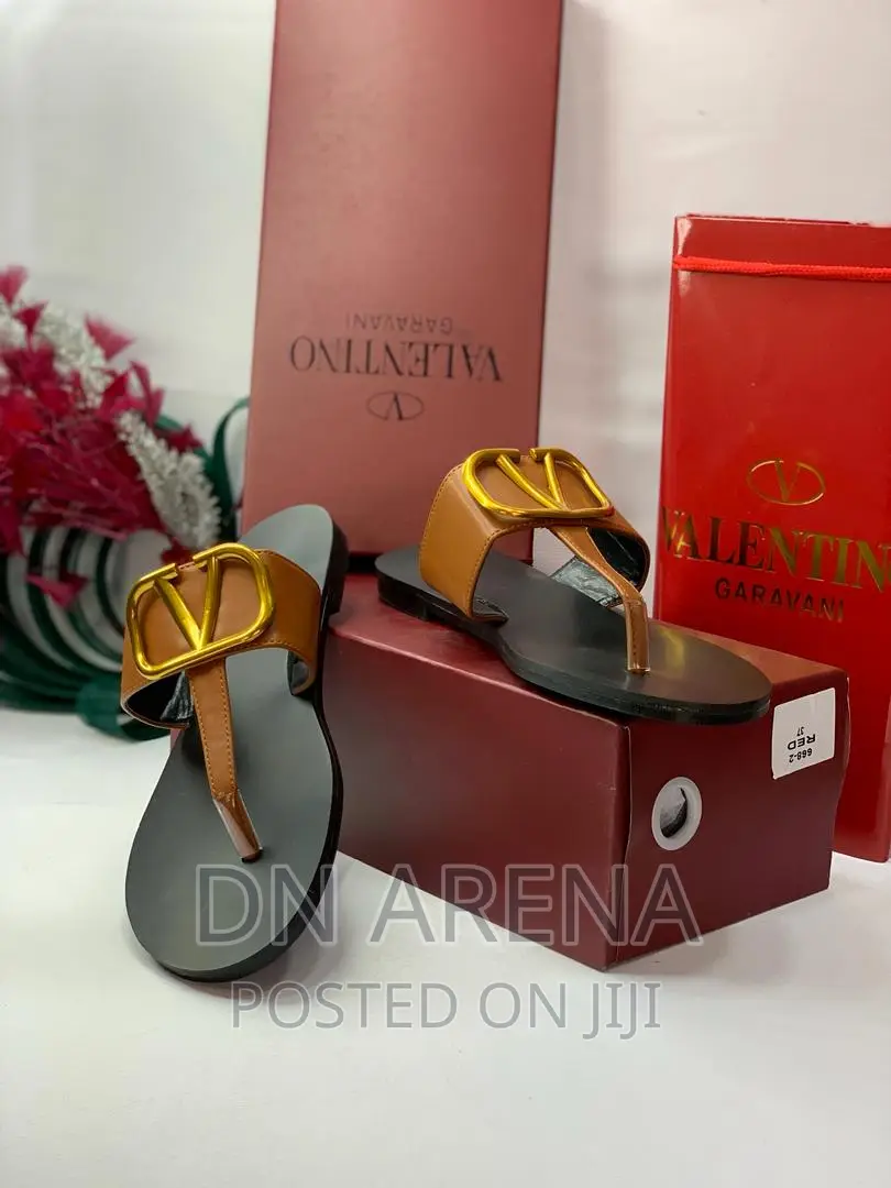 *Just in New VALENTINO SLIPPERS SIZE 37 to 41.