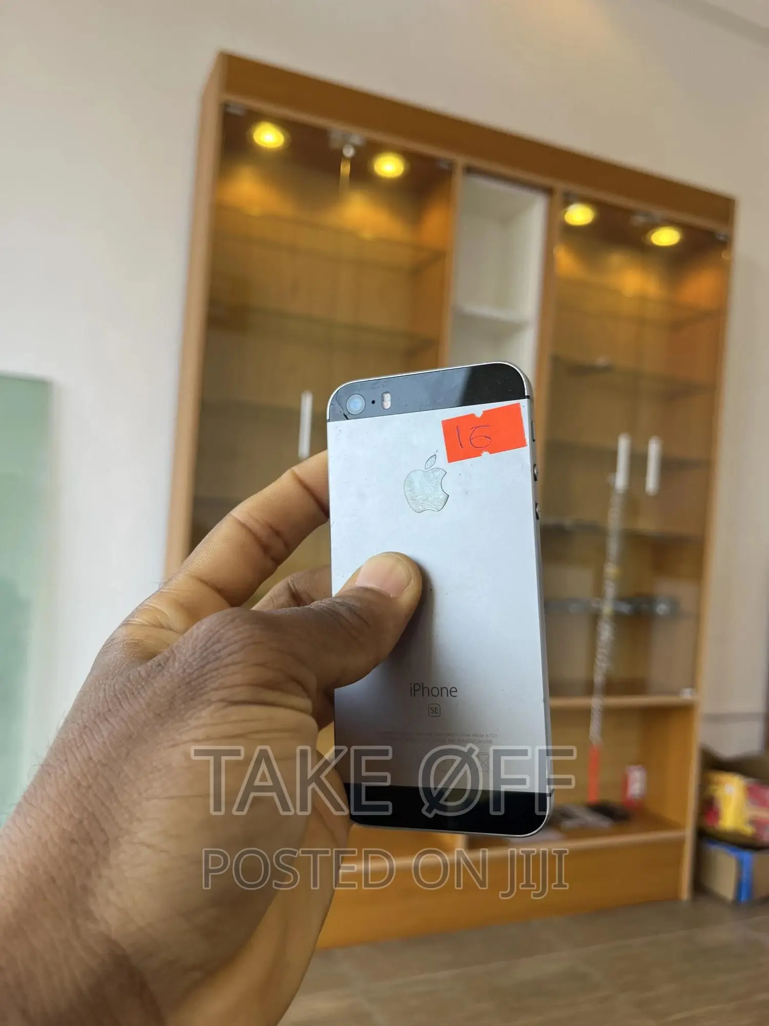 Apple iPhone SE 16 GB Silver