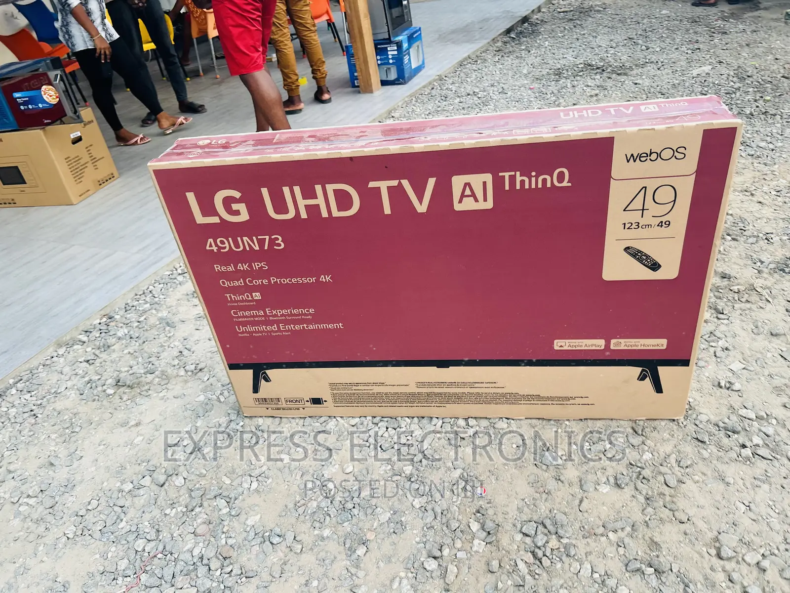 New Model. UHD Smart Glossy LED Screen 49”Un7340