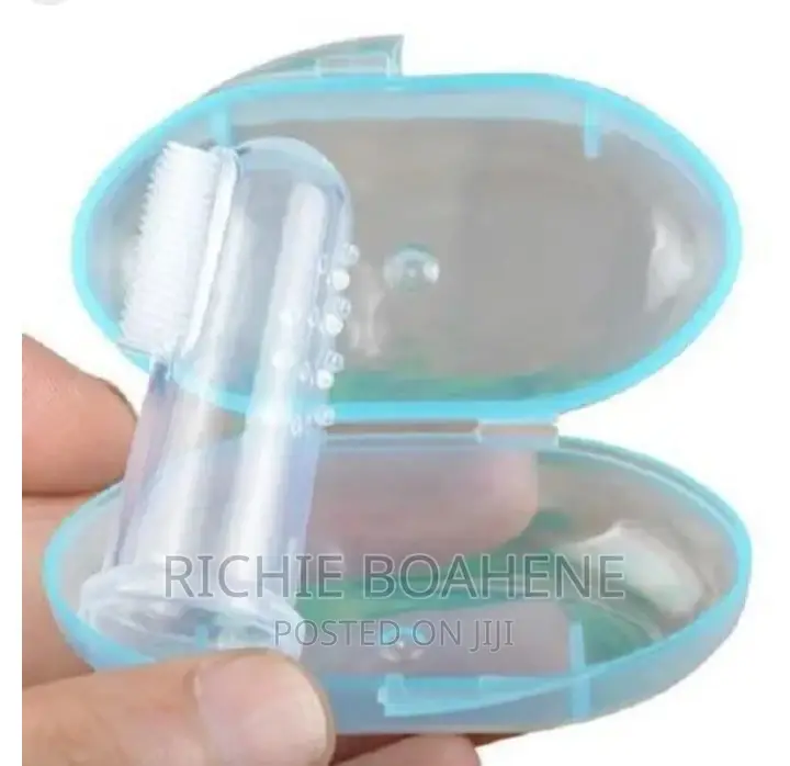 Silcon Baby Brush With Case Cover